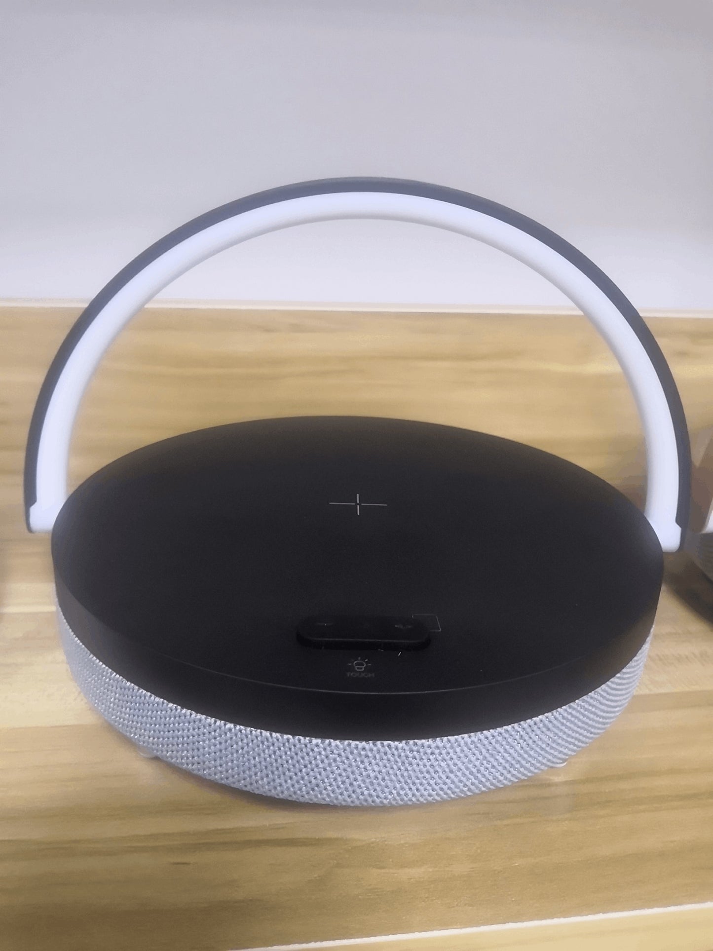 Wireless Charger Bluetooth Speaker for IPhone